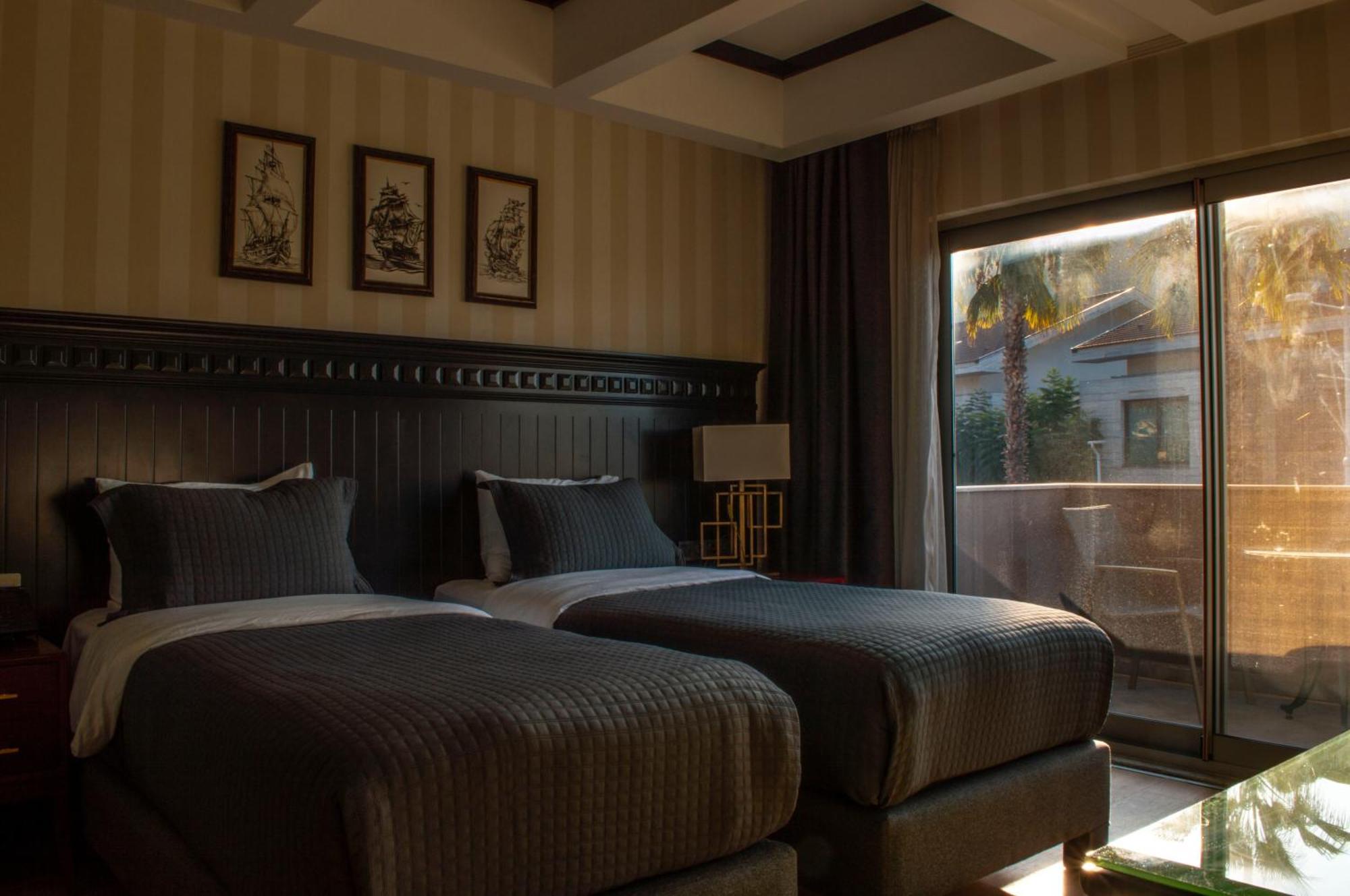 Hotel Marina Bay Goecek מראה חיצוני תמונה