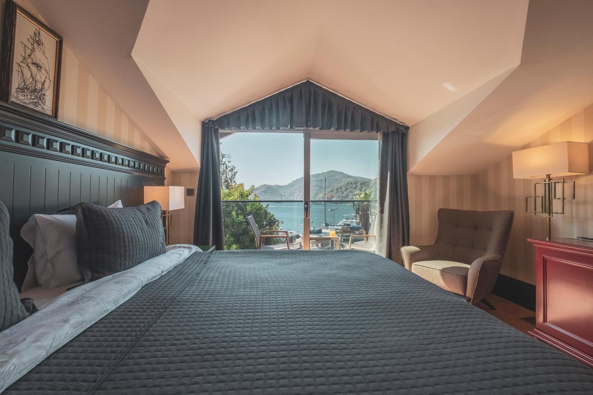 Hotel Marina Bay Goecek מראה חיצוני תמונה